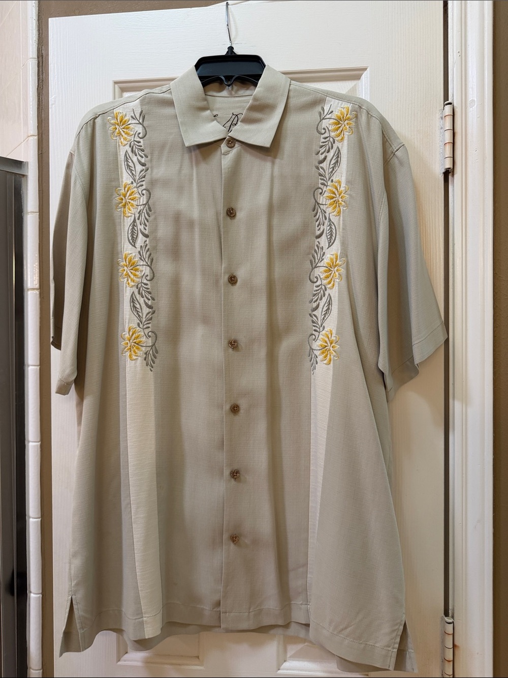 Tommy Bahama Sage Short-Sleeve Embroidered Floral Button-Down Shirt